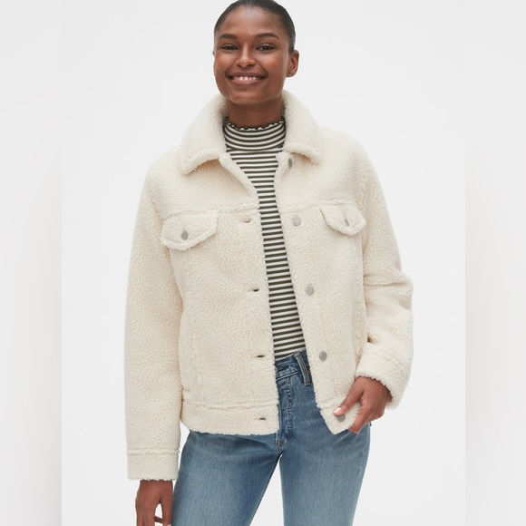 GAP Jackets & Blazers - Gap icon Sherpa jacket
